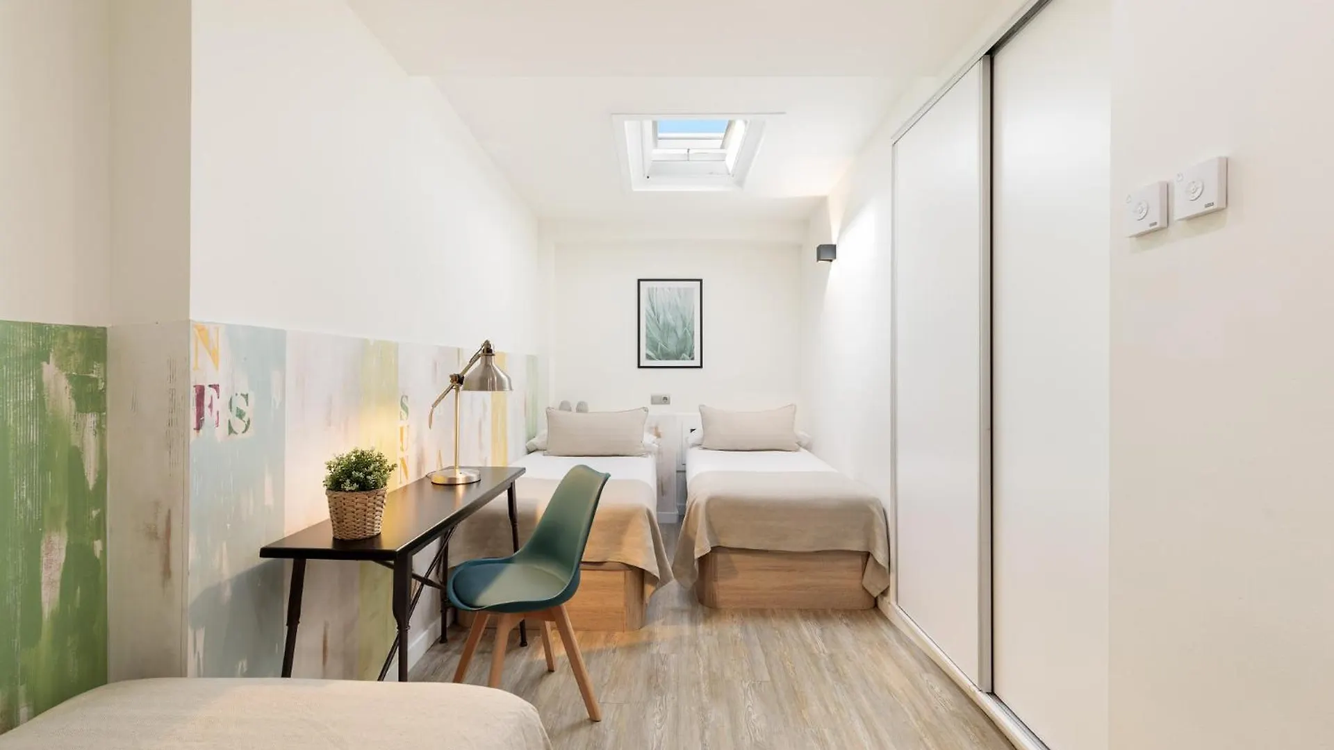 Sitges Group Blue&White Apartment