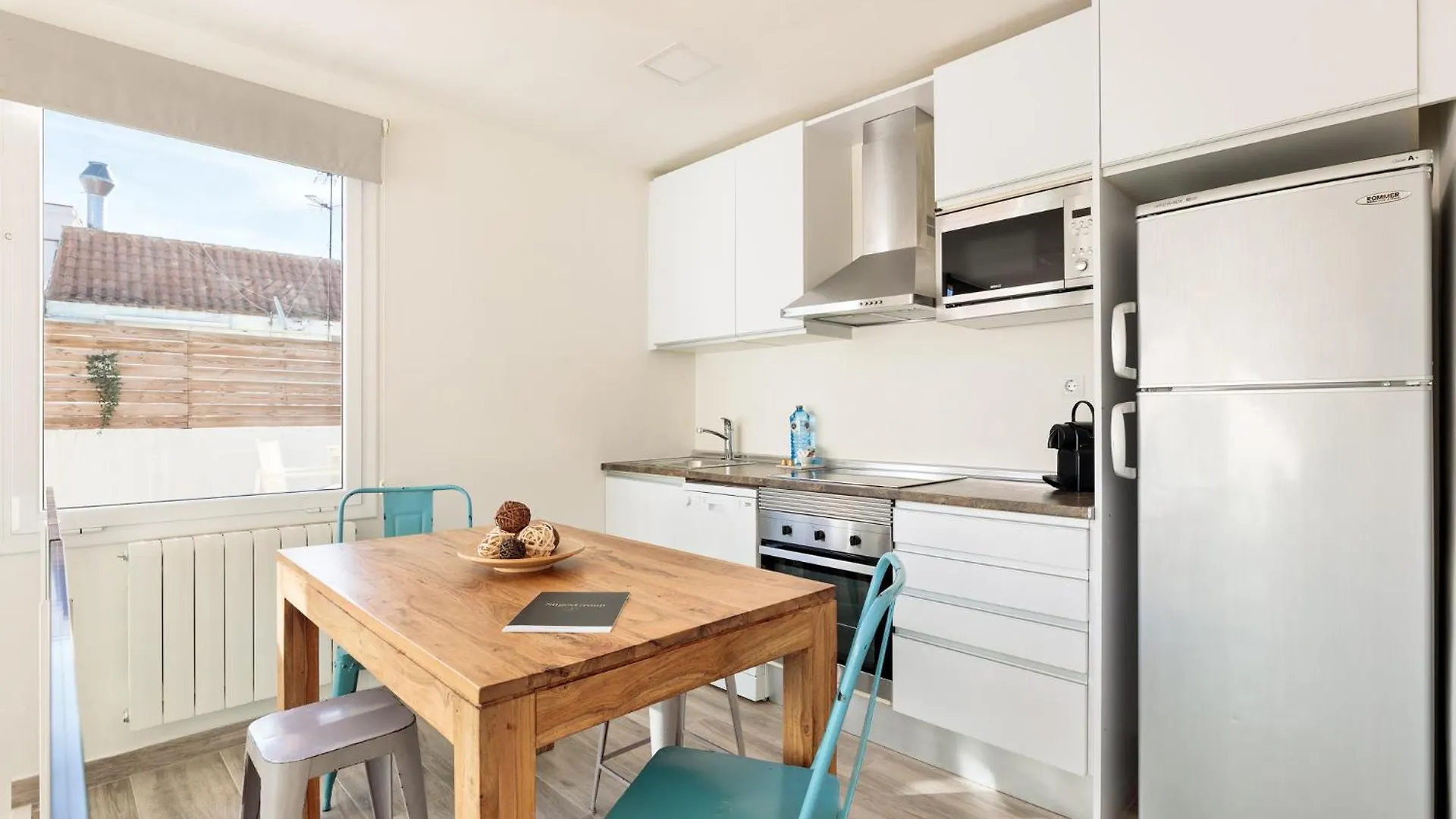 Sitges Group Blue&White Apartment