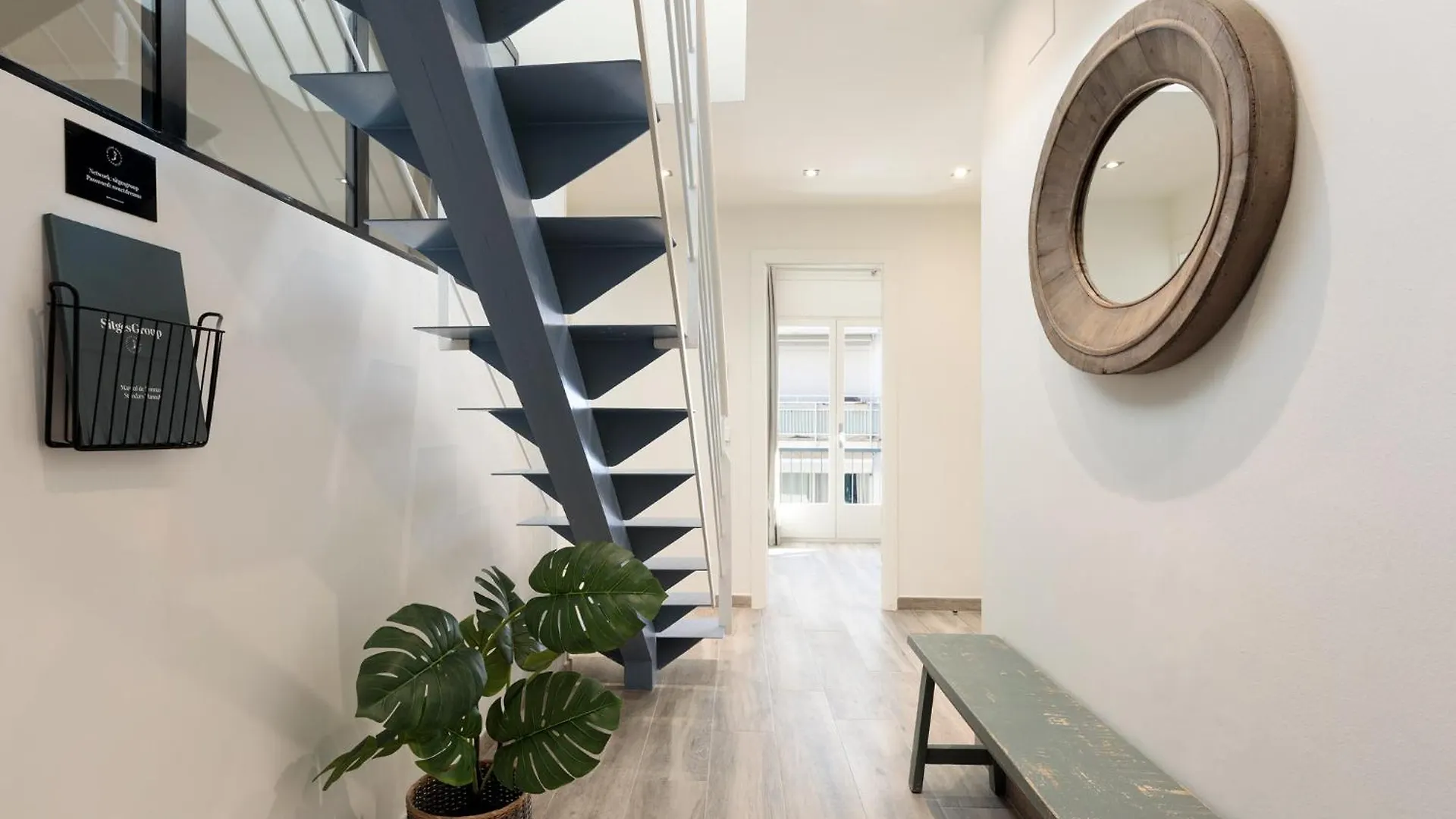 Sitges Group Blue&White Apartment