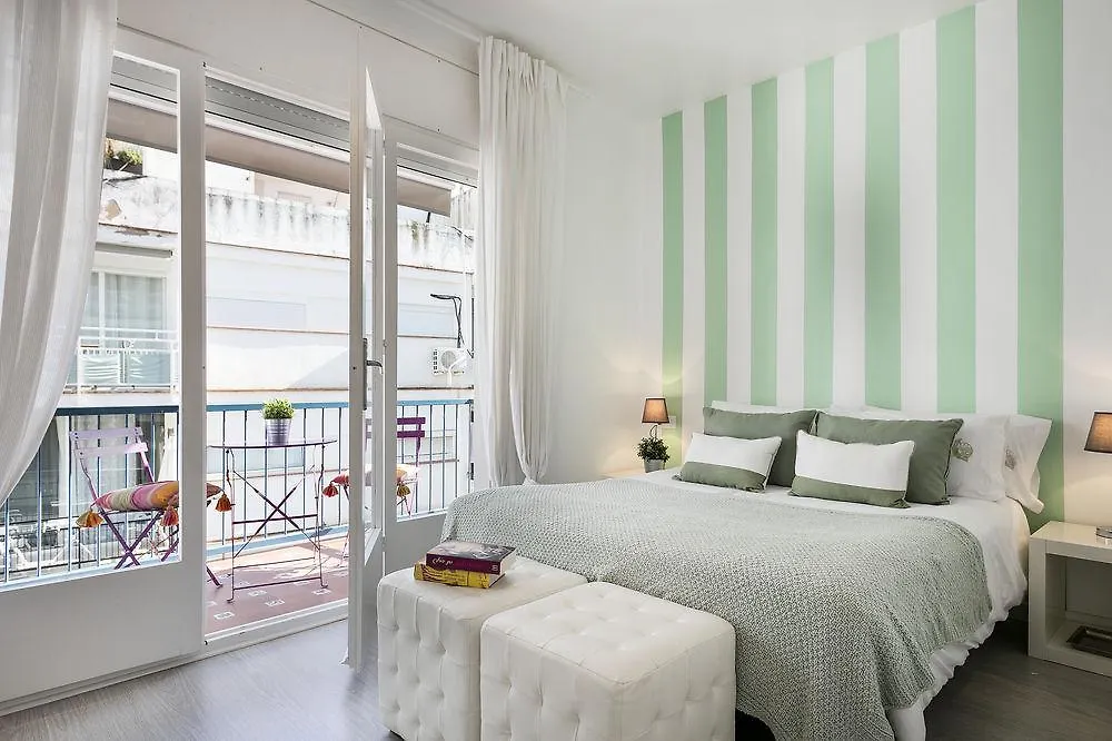 Sitges Group Blue&White Apartment