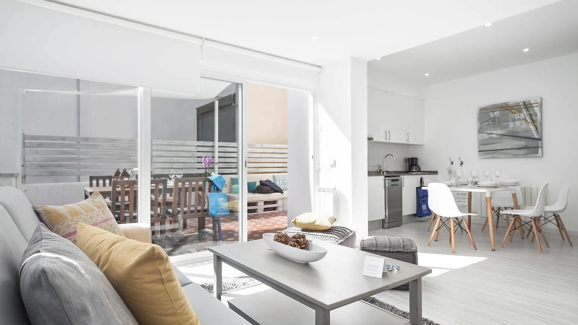 Sitges Group Blue&White Apartment