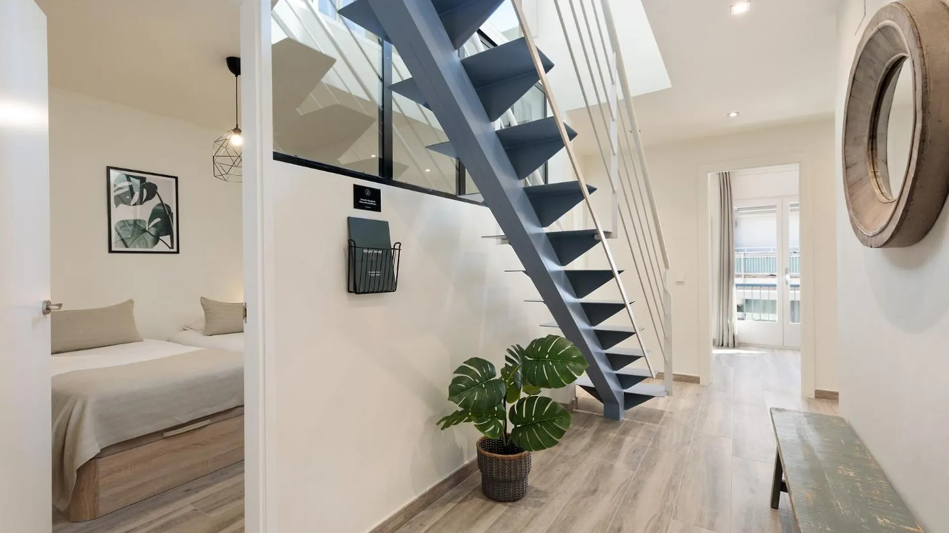 Sitges Group Blue&White Apartment