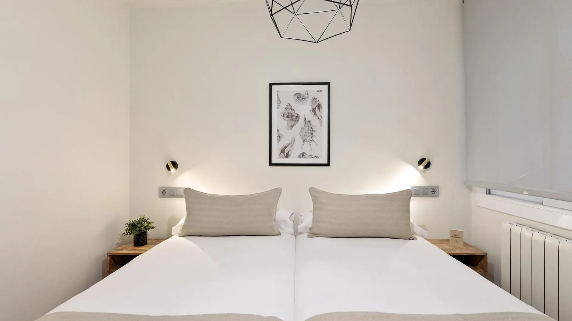 Sitges Group Blue&White Apartment