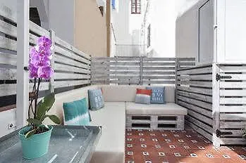 Sitges Group Blue&White Apartment 0*,  Spain